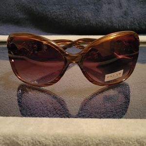 Oscar de la Renta sunglasses NWOT